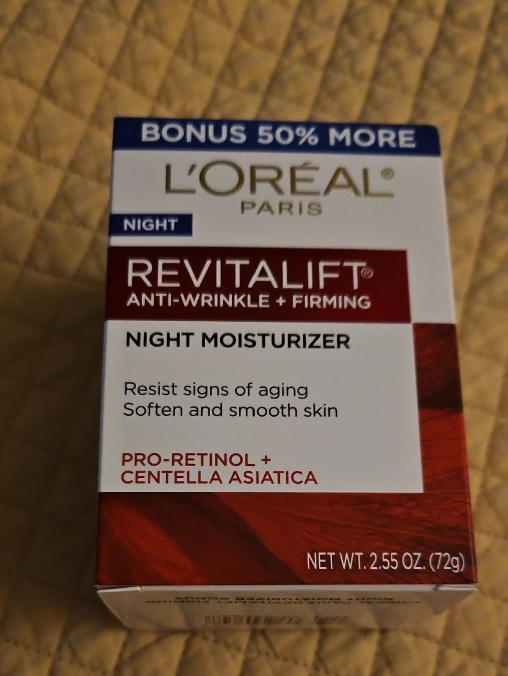 L'Oréal Paris Revitalift Night Moisturizer - Red